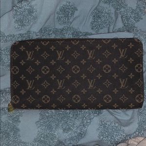 Authentic Louis Vuitton Wallet